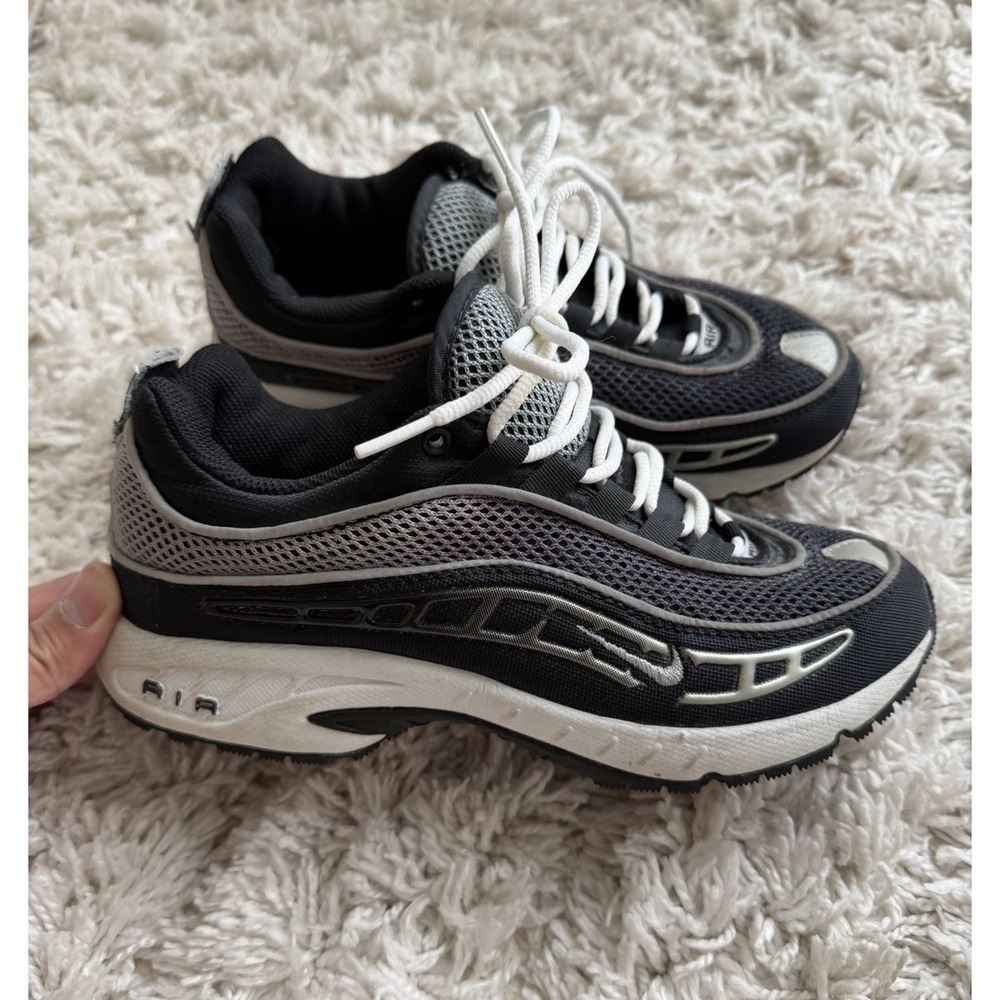 Nike Air Famished Size 5Y Womens 6.5 Black / Silver Vintage 2000s Rare FAST SHIP